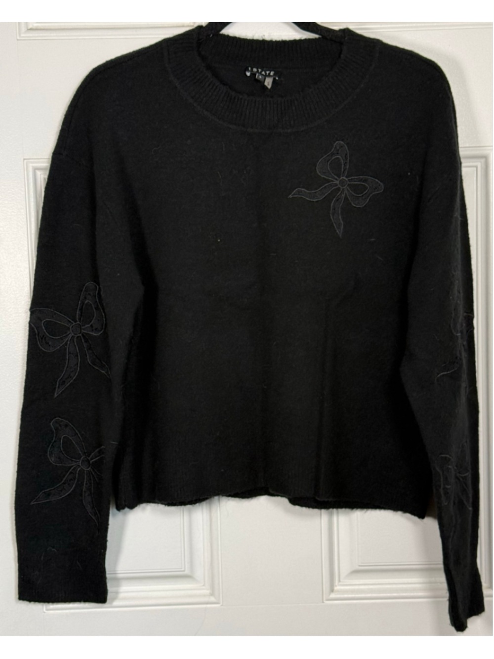 1.STATE Black Lace Bow Appliqué Sweater Size Large Coquette Balletcore EUC